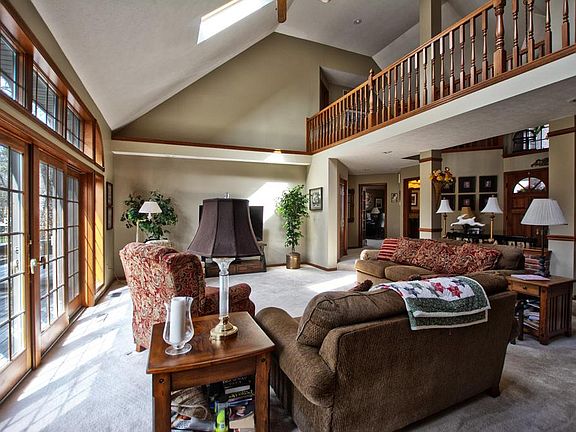 5th image of 53245 Monticola Ln