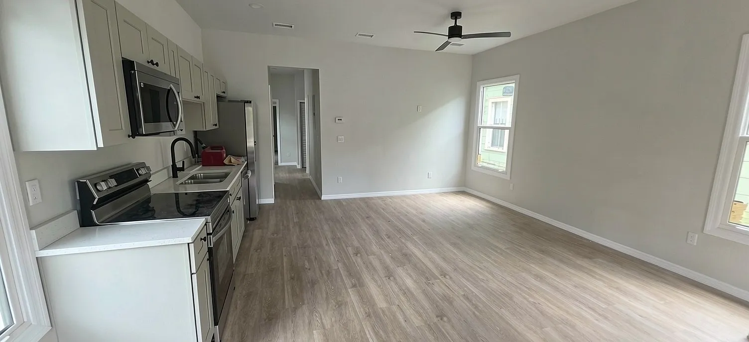 2 bed, 782 sqft, $1,750 — Photo 4