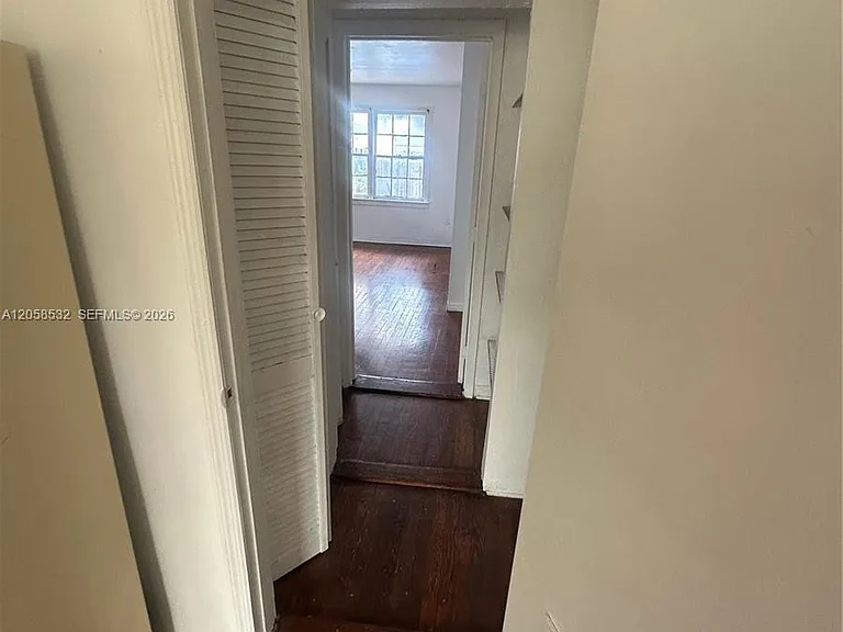 1928 McKinley St #5 — Photo 3