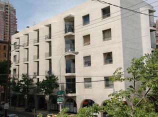 428 S 13th St #204, Philadelphia, PA 19147