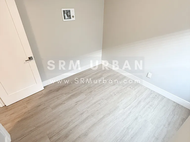 1622 Meade Ave — Photo 9