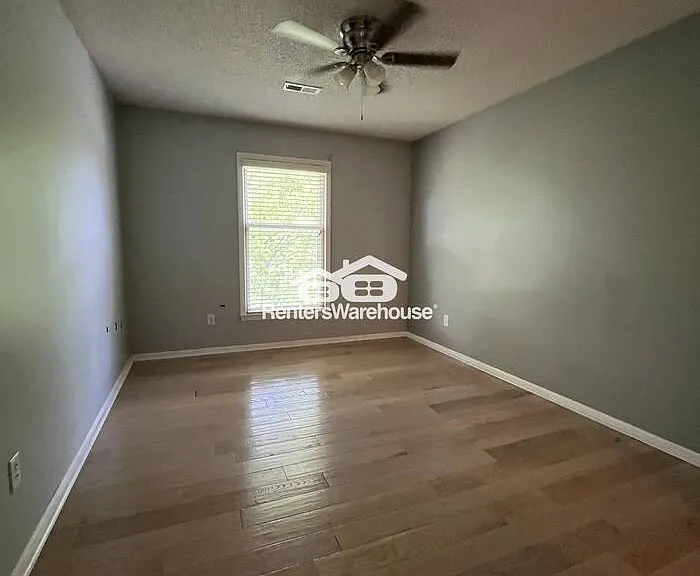 14008 Linden St — Photo 16