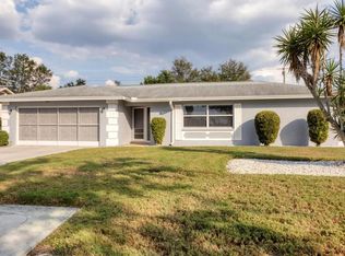 1611 E Cypress Point Dr, Venice, FL 34293