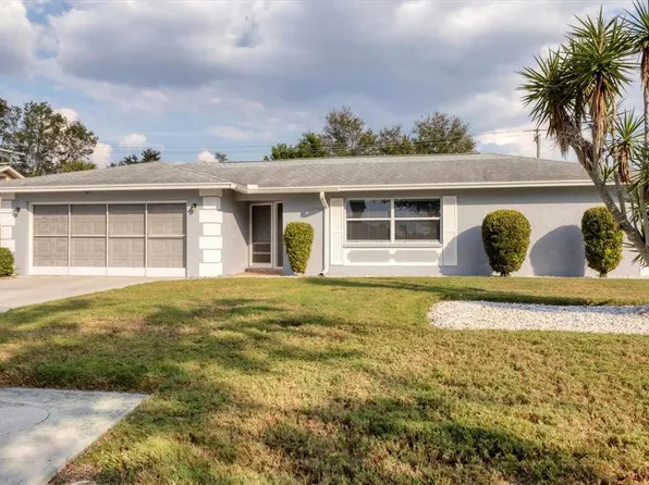 1611 E Cypress Point Dr, Venice, FL 34293