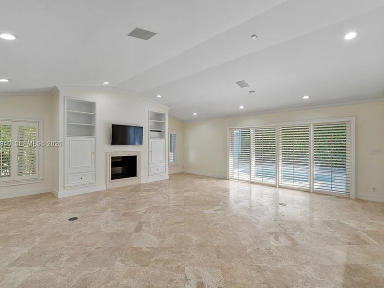 1037 Alfonso Ave — Photo 38