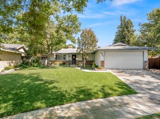 3763 E Robinson Ave, Fresno, CA 93726