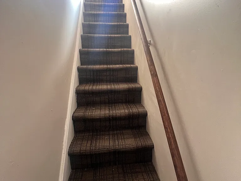 2122 Jefferson St — Photo 3