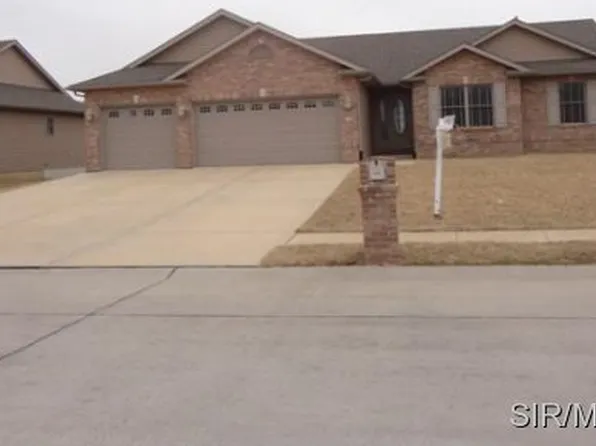 228 Shadowbrooke, Troy, IL 62294