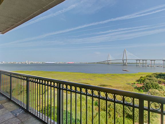 3rd image of 285 S Plaza Ct Penthouse 10
