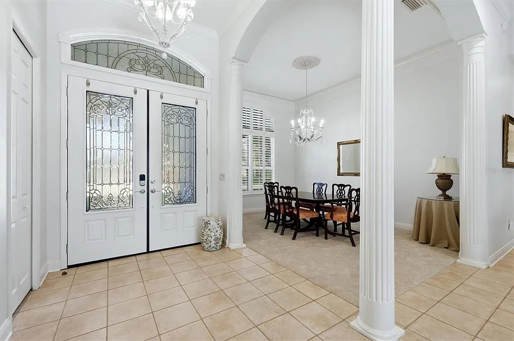 4 bed, 3.0 bath, 3221 sqft, $8,500 — Photo 4