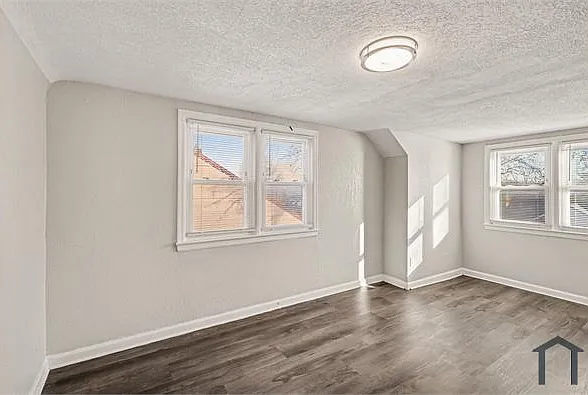 6230 Agnes Ave — Photo 11