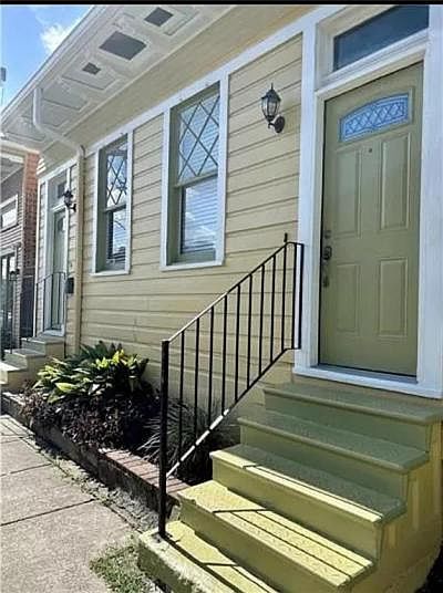 1st image of 3904 Baronne St