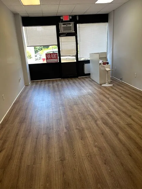 Studio, $1,500 — Photo 2