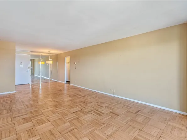 17-85 215th Street image 6 of 34