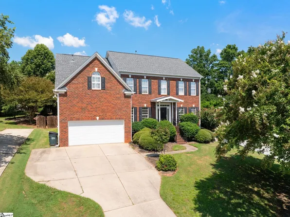 2 Noble Oaks Ln, Simpsonville, SC 29681