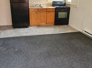 113 S 4th St APT 4, Vineland, NJ 08360