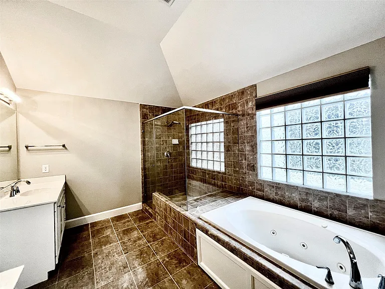 3731 Main Poplar Dr — Photo 19