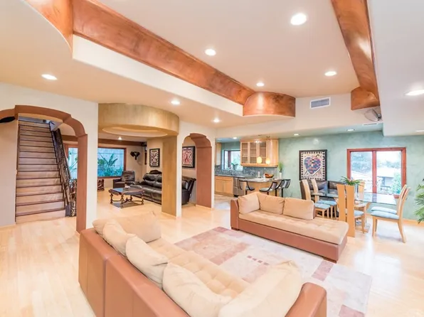 11600 Sunshine Ter, Studio City, CA 91604