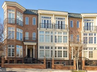 2200 17th St NW APT 101, Washington, DC 20009