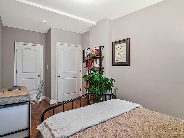 821 Madison St NW — Photo 28