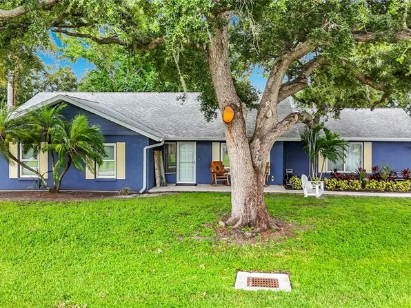 1953 ROLLING GREEN CIRCLE, SARASOTA, FL 34240