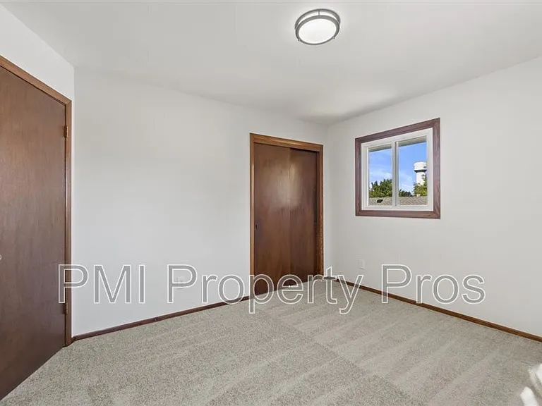 8150 S 88th St — Photo 23