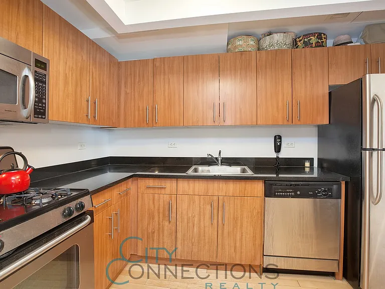 20 West St #30F — Photo 6