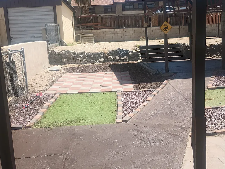 124 E Buena Vista St — Photo 9