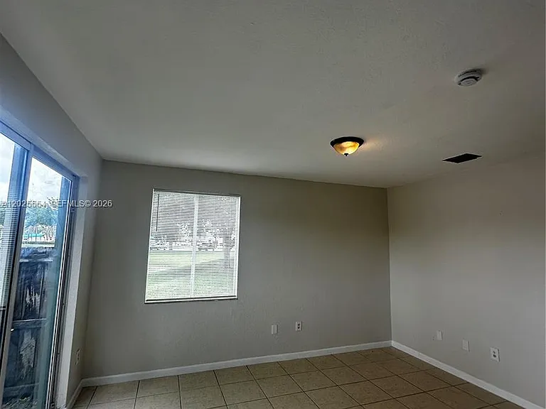 2718 SE 15th Pl #147 — Photo 5