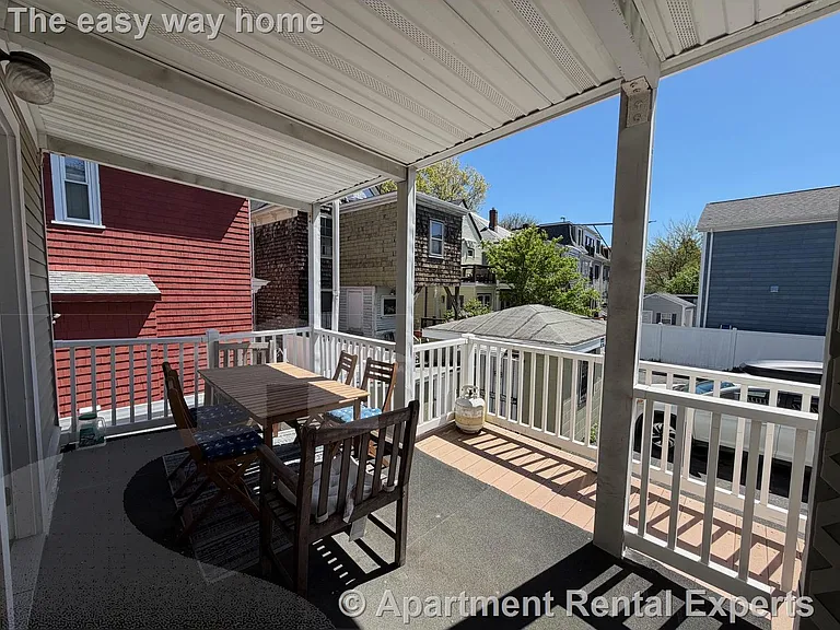 44 Lincoln St — Photo 14