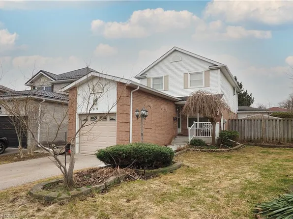 89 Lynnhaven Ct, Kitchener, ON N2M 5L8
