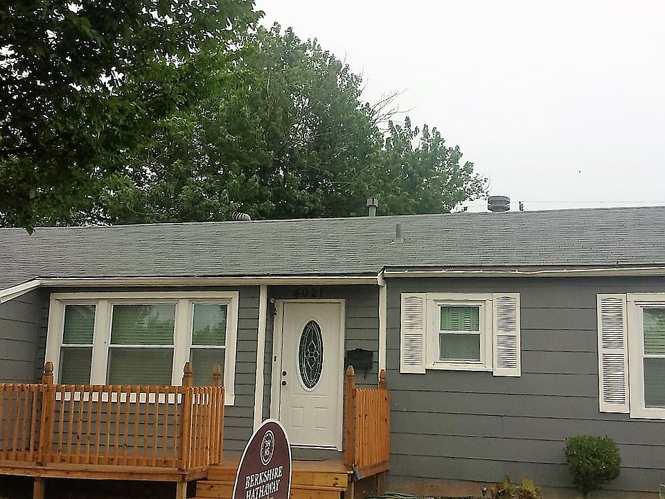 New Roof, gutters and Porch!