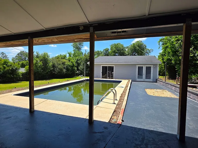404 Elizabeth Ave — Photo 18