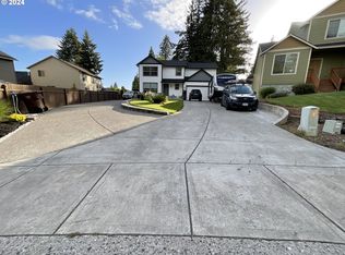 58730 Noble Ct, Saint Helens, OR 97051