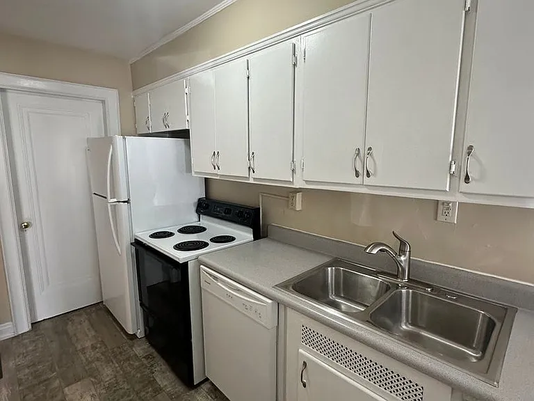 2192 Coventry Rd — Photo 11
