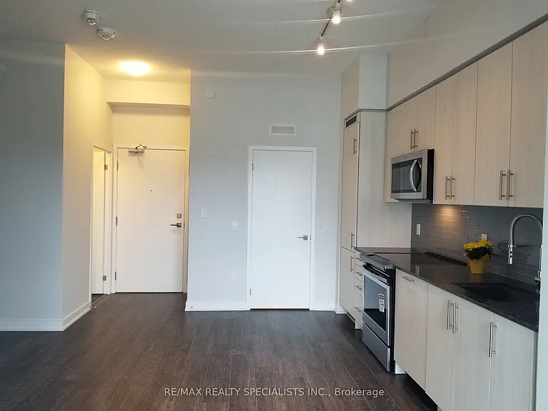 4085 Parkside Village Dr #703 — Photo 2