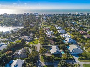 1401 Nautilus Rd, Naples, FL 34102