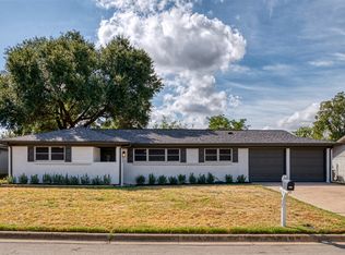 417 Fieldwood Ter, Hurst, TX 76053