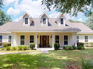 83 Launch Rd, Defuniak Springs, FL 32433