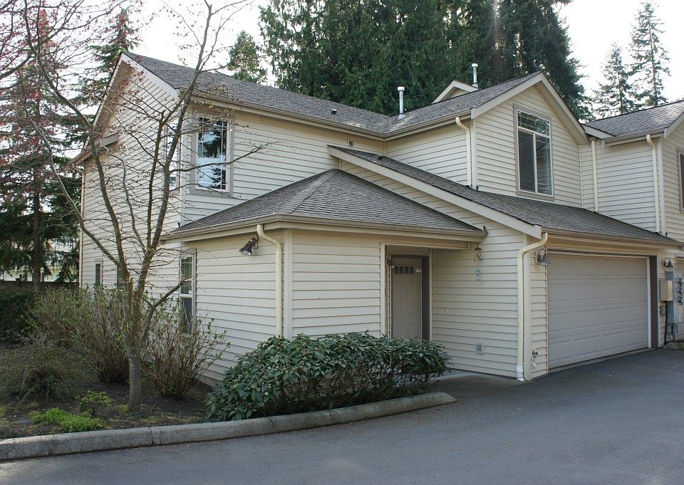 2nd image of 20808 72nd Ave W #D3