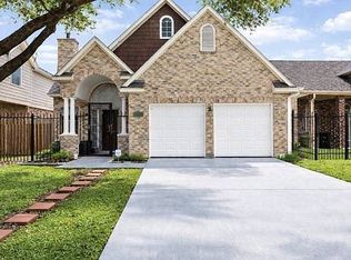 11206 Lynbrook Dr, Houston, TX 77042