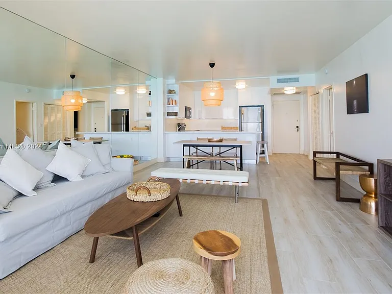 5601 Collins Ave #1204 — Photo 5