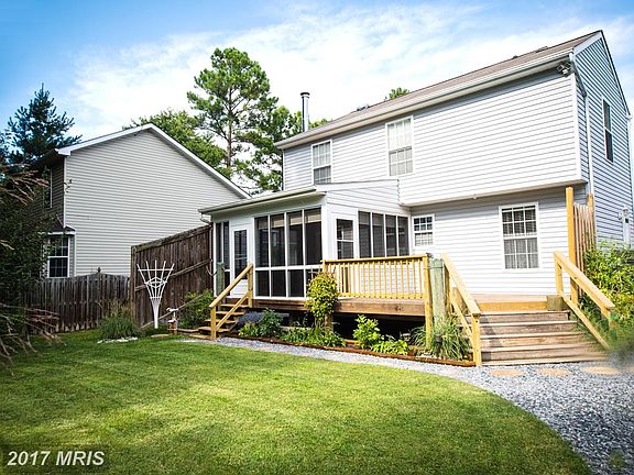 Open Air Grilling and Entertaining Deck