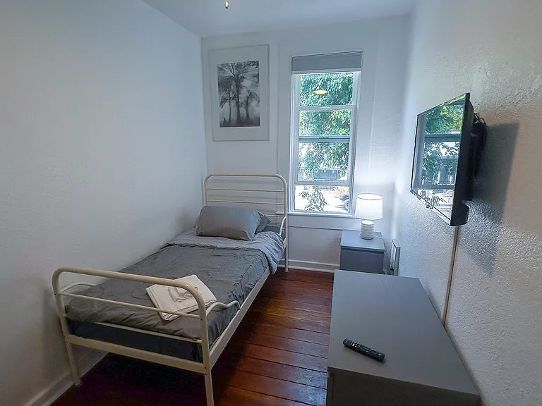 1343 C St #6B — Photo 11