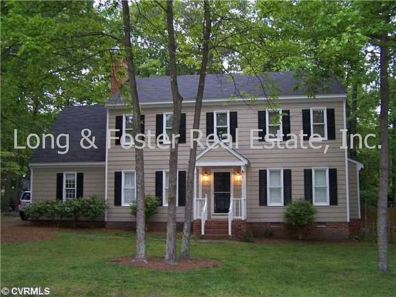 5 Bedroom & 2 1/2 Baths