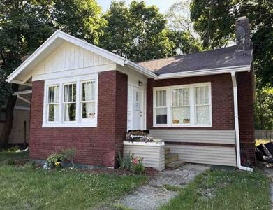 590 Pearl St, Benton Harbor, MI, 49022