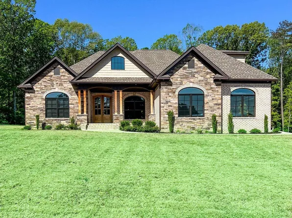 4121 Mountain Valley Rd, Decatur, AL 35603