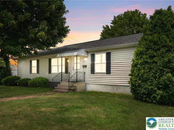 4 Davis St, Ashley, PA 18706