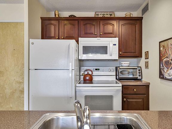5th image of 1409 N Prospect AVENUE #504