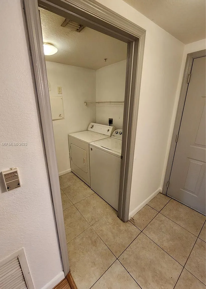 Centergate Dr, Miramar — Photo 3
